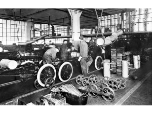 Integrated Moving Assembly Line Integrated Moving Assembly Line